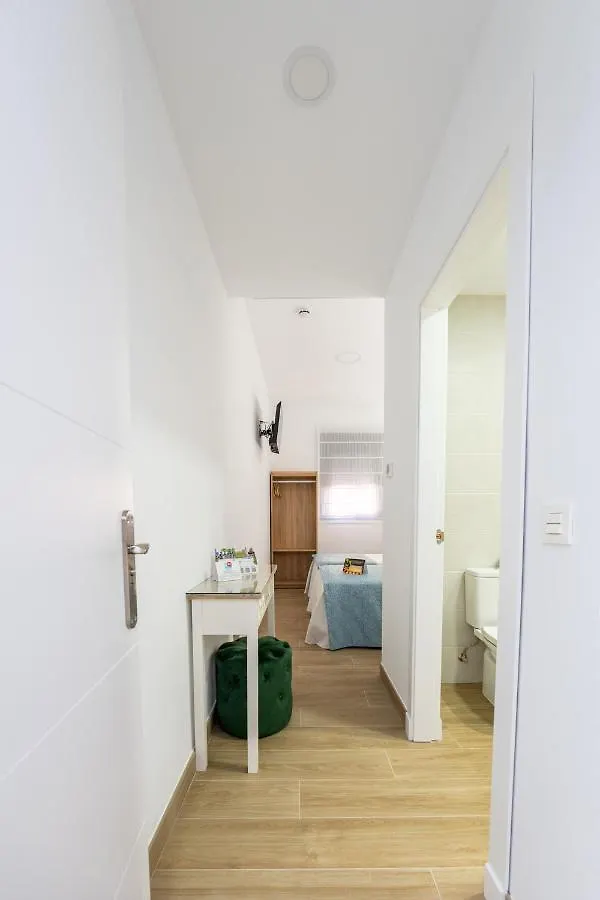 Hostal Romerito مالقة